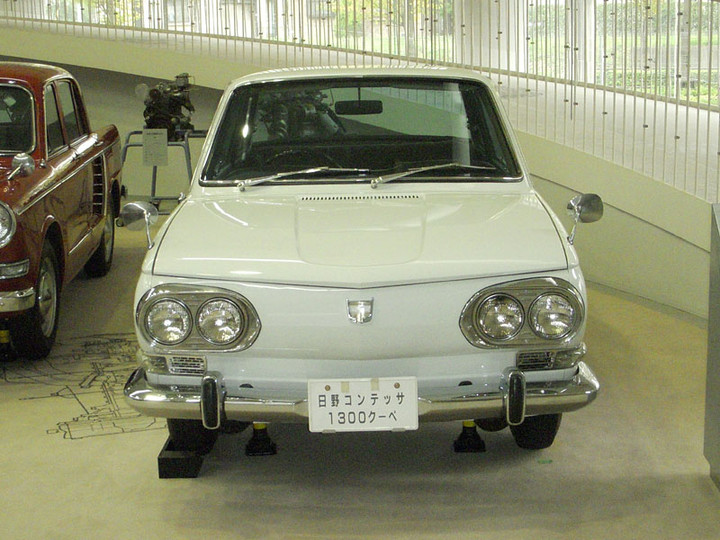 Hino04a