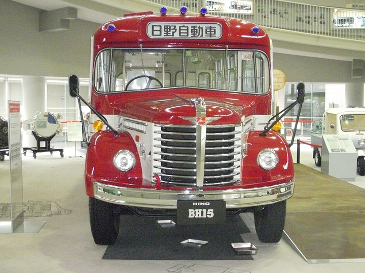 Hino08a