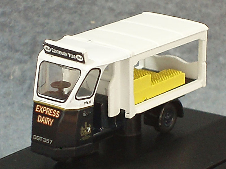 ビンテージ ミニカー やまだくんのせかい : ミニカー (944)