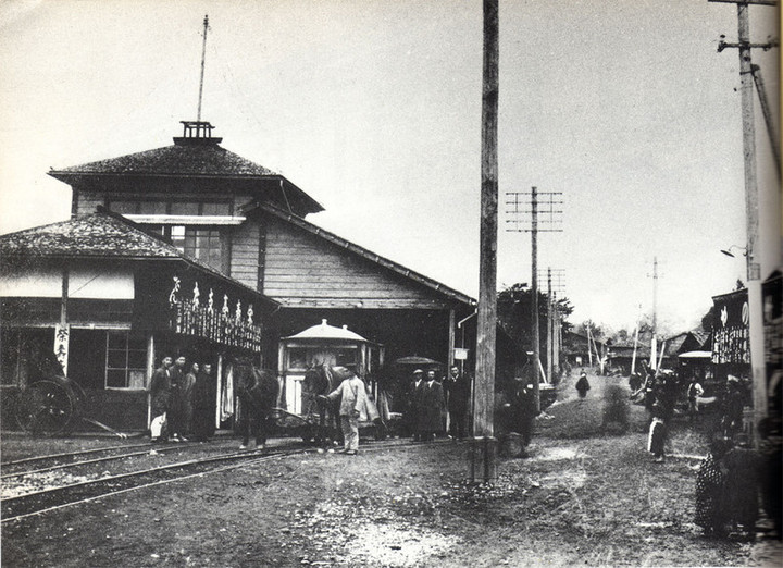 ☆馬車鉄道 中之条 停車場 駅 群馬 街並 戦前 絵葉書☆吾妻軌道会社及び各温泉行馬車発着所 オビツ11＊ミディブライス＊ハンドメイド ハイカットスニーカー 山吹