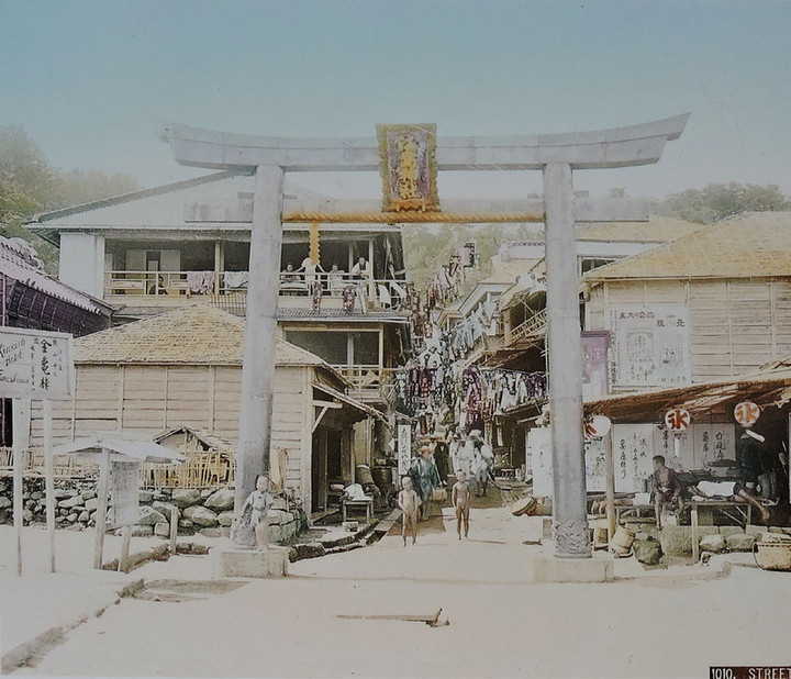 Meiji_enoshima1
