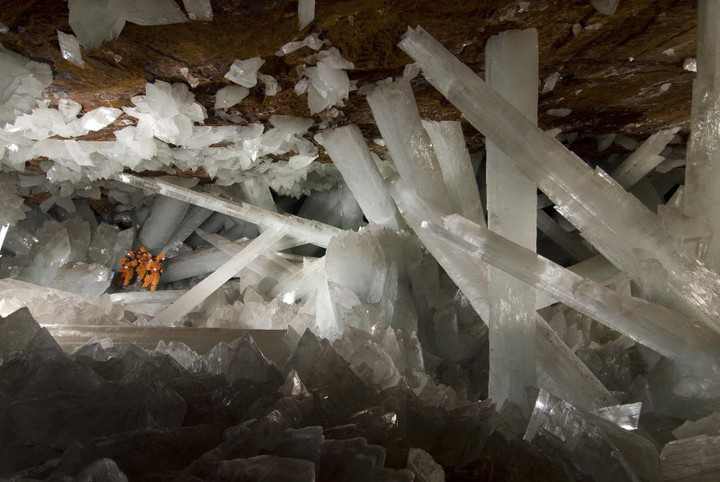 Cueva_de_los_cristales1