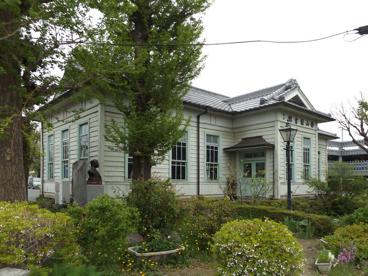 Kanayama_tosho5