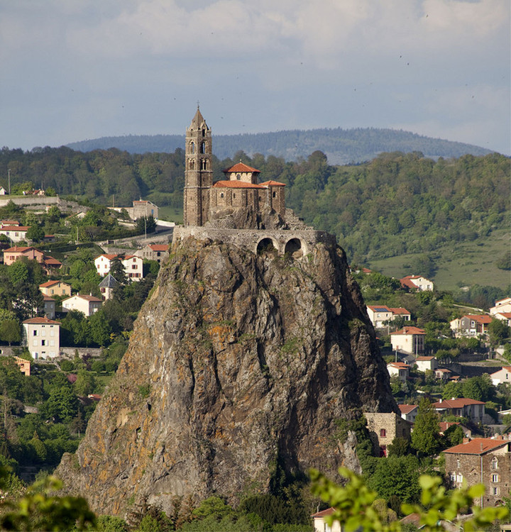 Lepuyenvelay2