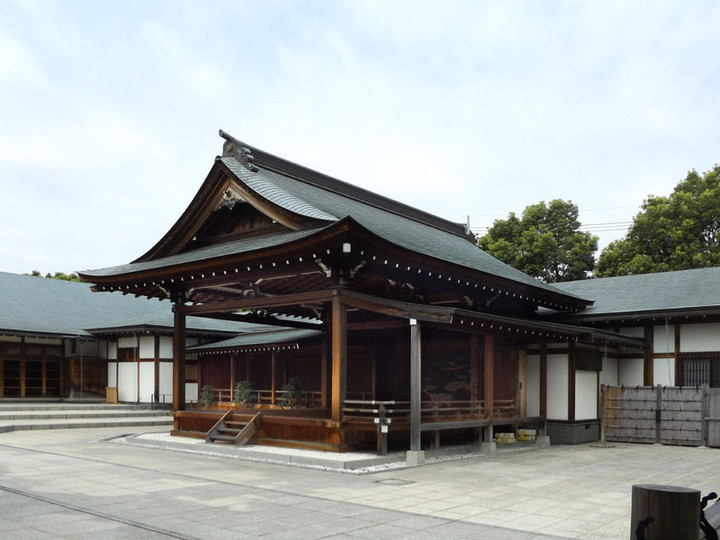 Koshigaya_hanada1