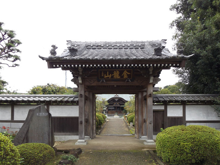 Ebina01