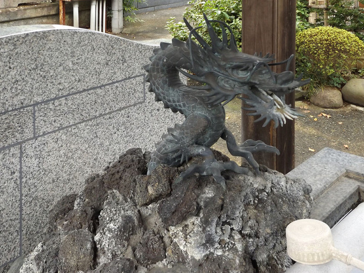 Ebina04
