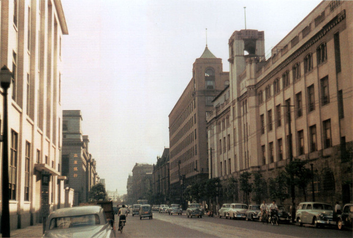 Marunouchi_60b