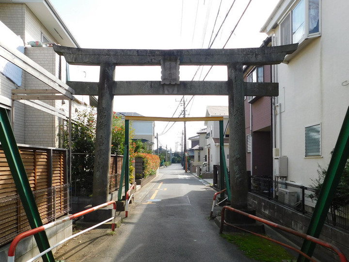 Hikawanyotai_torii2