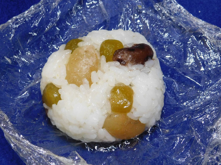 Amanatto_onigiri