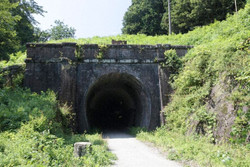 Usui_tunnel02